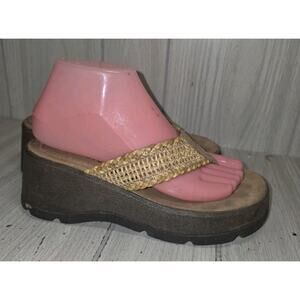 Mudd Y2k 00's Wedge Sandals Womens Size 7 Tan Crochet Beachy Coastal